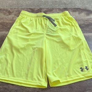 New Under Armour size Youth Large